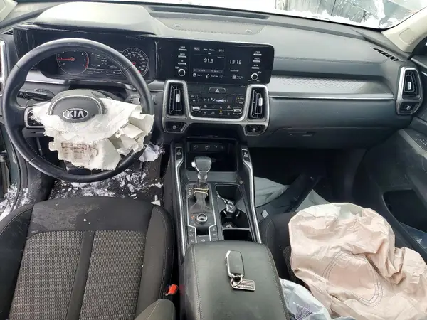 5XYRGDLF0MG068079 2021 KIA SORENTO - Image 8