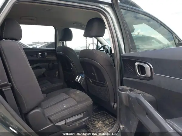 5XYRGDLF6NG113687 2022 KIA SORENTO - Image 8