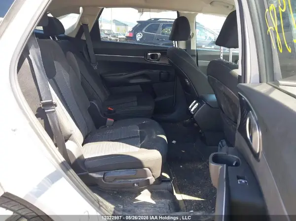 5XYRGDLF8NG088081 2022 KIA SORENTO - Image 8