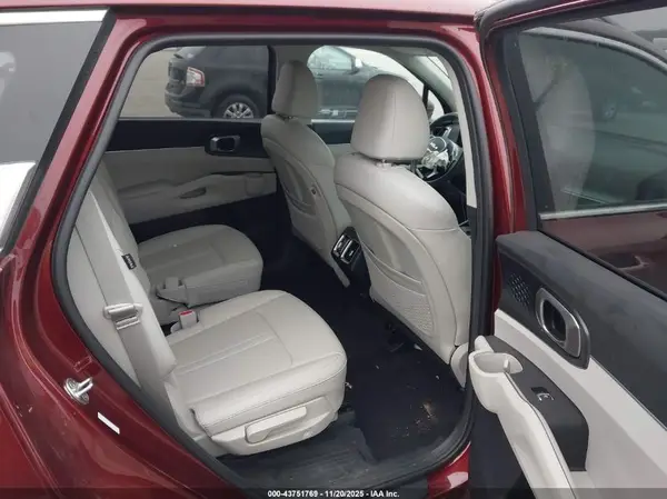 5XYRH4JF0RG274168 2024 KIA SORENTO - Image 8