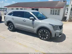 5XYRH4JF4SG386008 2025 KIA SORENTO