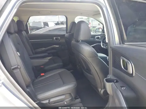 5XYRH4JF7RG253818 2024 KIA SORENTO - Image 8