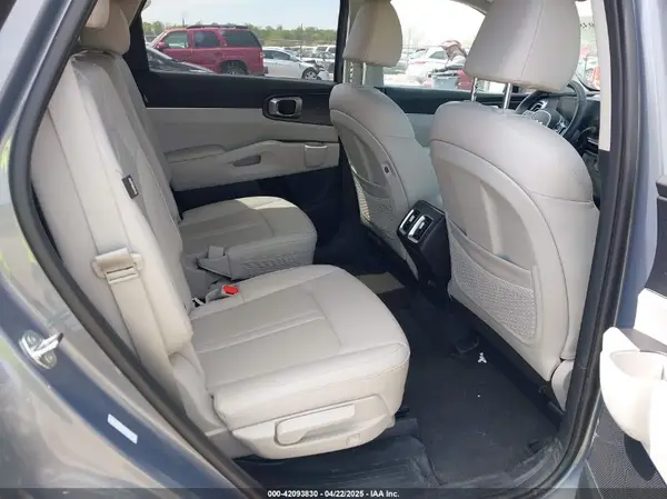 5XYRH4JF7RG283367 2024 KIA SORENTO - Image 8