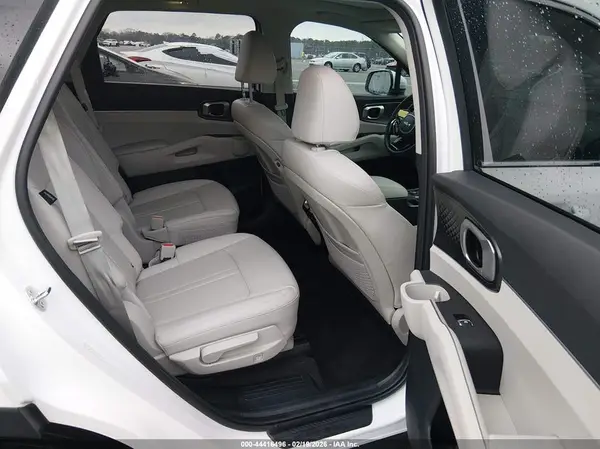 5XYRH4JF7RG283398 2024 KIA SORENTO - Image 8