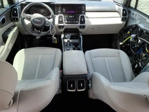 5XYRH4LF1PG204804 2023 KIA SORENTO - Image 8
