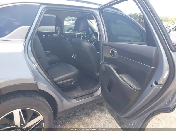 5XYRH4LF2MG037235 2021 KIA SORENTO - Image 8
