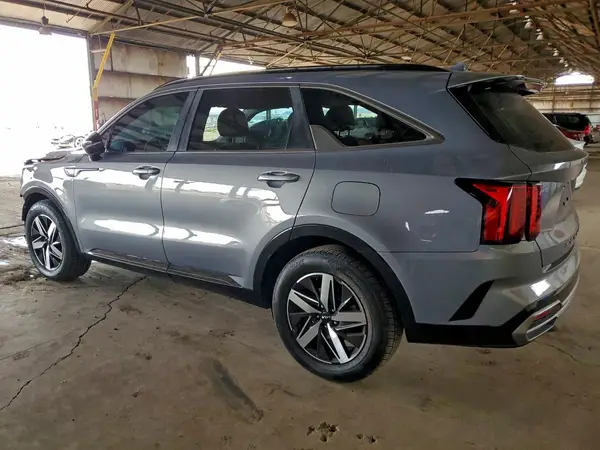 5XYRH4LF3NG091144 2022 KIA SORENTO - Image 2
