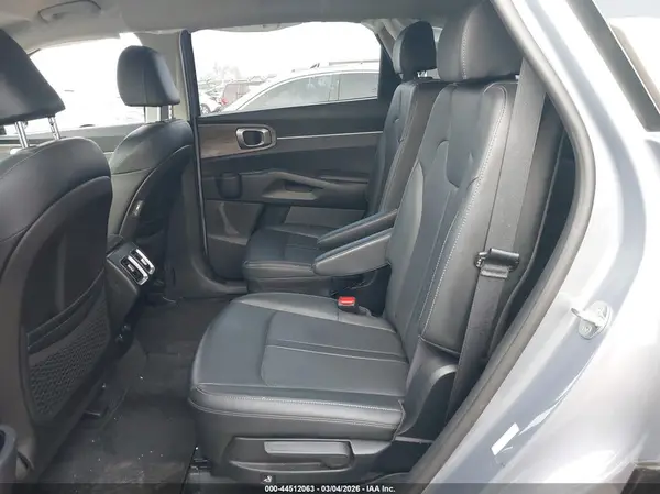 5XYRH4LF4MG033378 2021 KIA SORENTO - Image 8