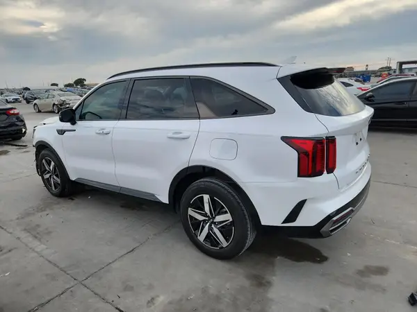 5XYRH4LF5MG030621 2021 KIA SORENTO - Image 2