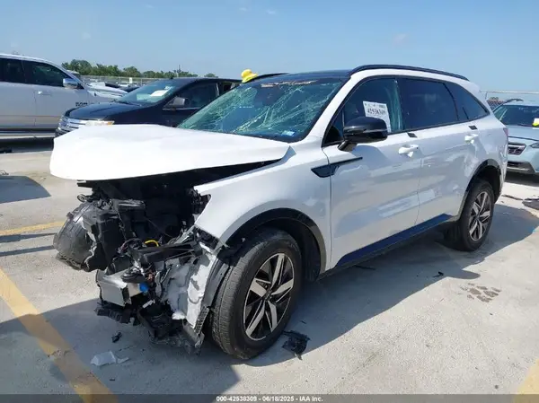 5XYRH4LF5PG187733 2023 KIA SORENTO - Image 2