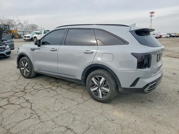 5XYRH4LF5PG197520 2023 KIA SORENTO - Image 2