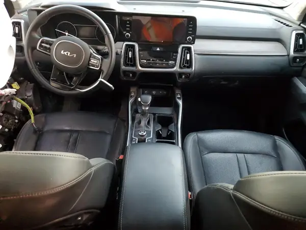 5XYRH4LF5PG214123 2023 KIA SORENTO - Image 8
