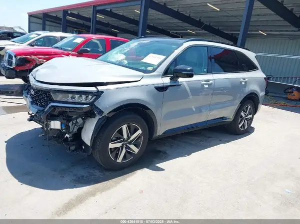 5XYRH4LF5PG228054 2023 KIA SORENTO - Image 2