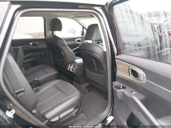 5XYRH4LF7NG144749 2022 KIA SORENTO - Image 8