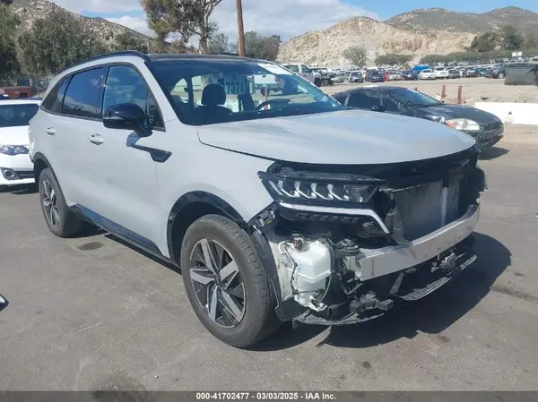 5XYRH4LF8NG160667 2022 KIA SORENTO - Image 1