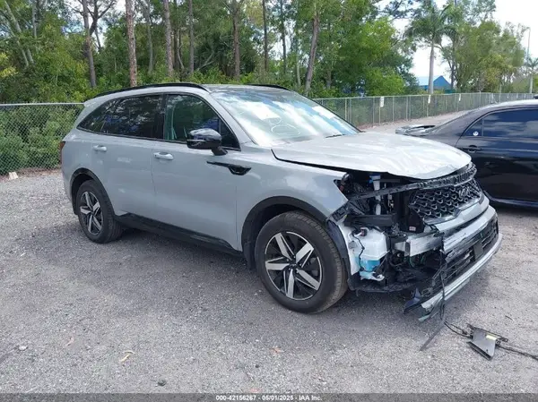 5XYRH4LF9NG143960 2022 KIA SORENTO - Image 1