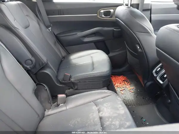 5XYRH4LF9NG145613 2022 KIA SORENTO - Image 8