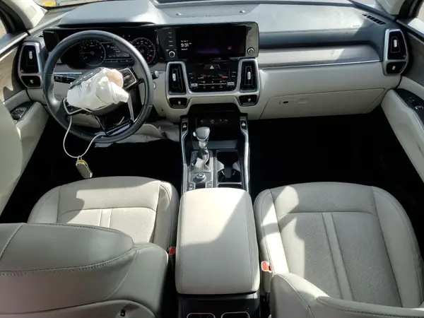 5XYRH4LFXNG076897 2022 KIA SORENTO - Image 8