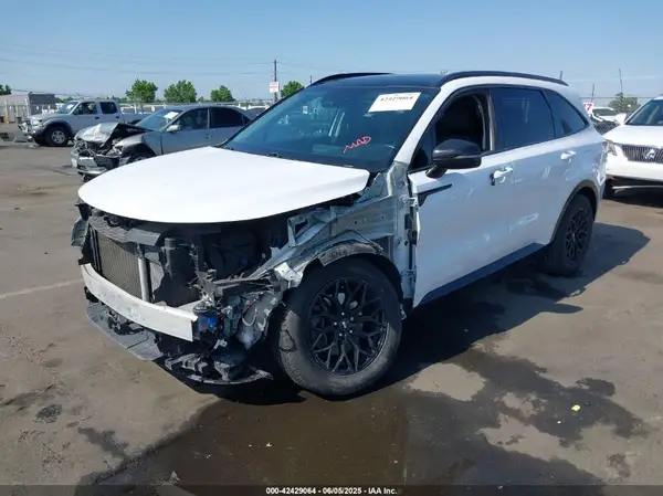5XYRH4LFXNG088838 2022 KIA SORENTO - Image 2