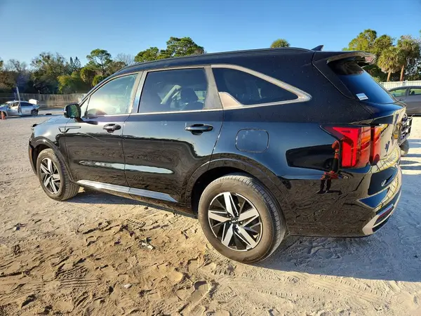 5XYRH4LFXNG138783 2022 KIA SORENTO - Image 2