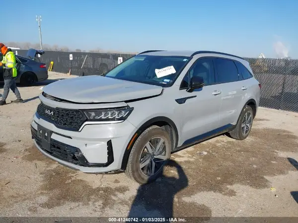 5XYRH4LFXPG214876 2023 KIA SORENTO - Image 2