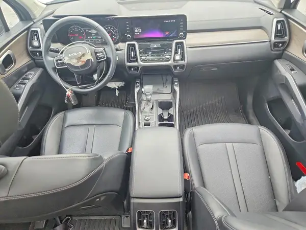 5XYRH4LFXPG228163 2023 KIA SORENTO - Image 8