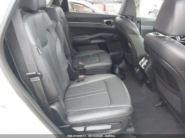 5XYRHDJF1RG260540 2024 KIA SORENTO - Image 8