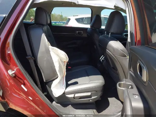 5XYRHDJF1RG272087 2024 KIA SORENTO - Image 8