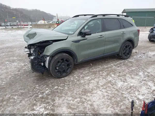 5XYRHDJF2RG273765 2024 KIA SORENTO - Image 2