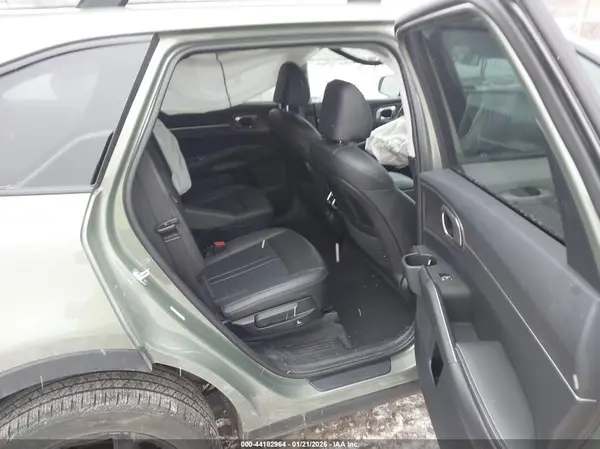5XYRHDJF2RG273765 2024 KIA SORENTO - Image 8
