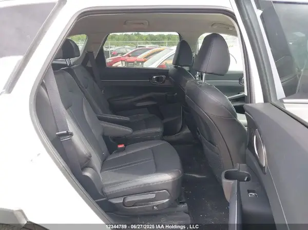 5XYRHDJF2RG275712 2024 KIA SORENTO - Image 8