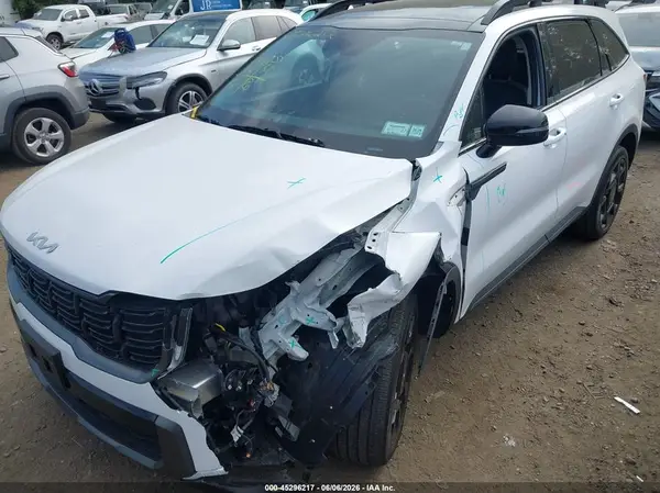 5XYRHDJF5RG302336 2024 KIA SORENTO - Image 2