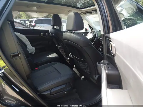 5XYRHDJF5SG375910 2025 KIA SORENTO - Image 8