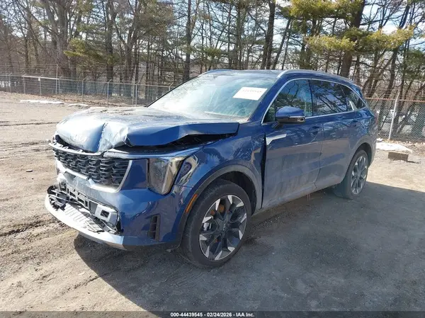 5XYRHDJF5TG430969 2026 KIA SORENTO - Image 2