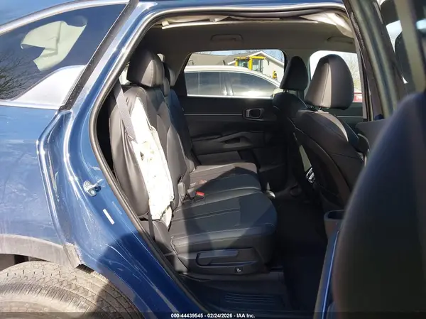 5XYRHDJF5TG430969 2026 KIA SORENTO - Image 8