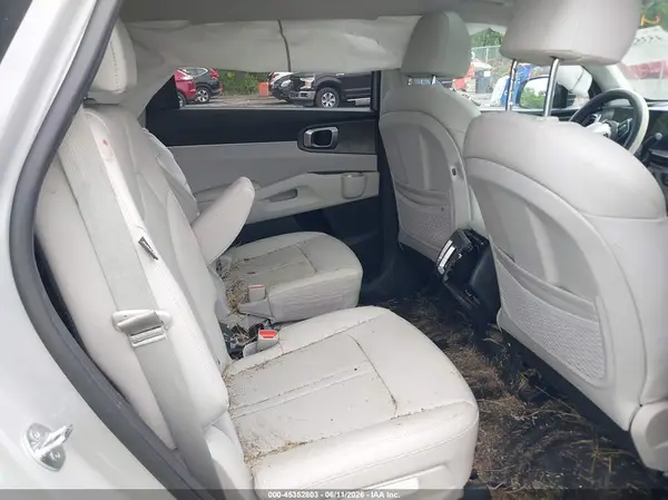 5XYRHDJF6RG291220 2024 KIA SORENTO - Image 8