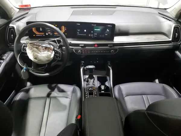 5XYRHDJF9SG348905 2025 KIA SORENTO - Image 8