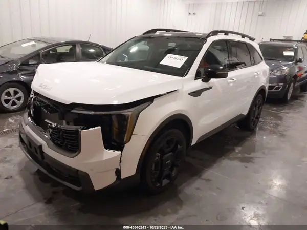 5XYRHDJFXRG303238 2024 KIA SORENTO - Image 2