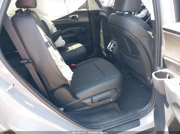 5XYRHDJFXSG339002 2025 KIA SORENTO - Image 8