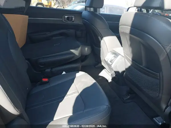 5XYRHDJFXSG359444 2025 KIA SORENTO - Image 8