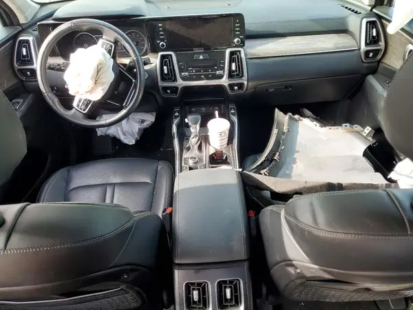 5XYRHDLF0MG068404 2021 KIA SORENTO - Image 8