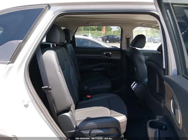 5XYRHDLF0NG152028 2022 KIA SORENTO - Image 8