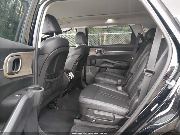 5XYRHDLF0PG163582 2023 KIA SORENTO - Image 8