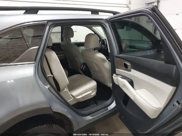 5XYRHDLF0PG192791 2023 KIA SORENTO - Image 8