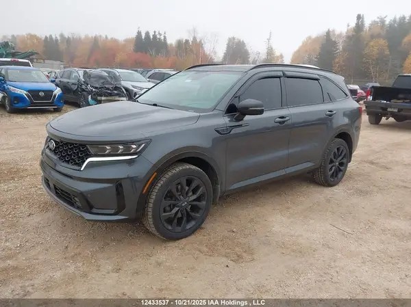5XYRHDLF2MG072602 2021 KIA SORENTO - Image 2