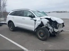 5XYRHDLF2PG193828 2023 KIA SORENTO