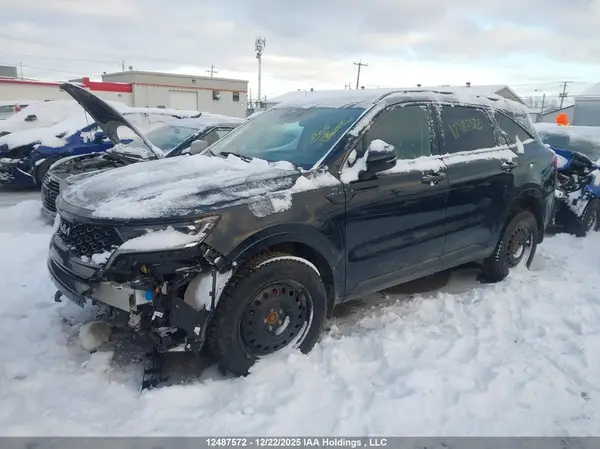 5XYRHDLF2PG223331 2023 KIA SORENTO - Image 2