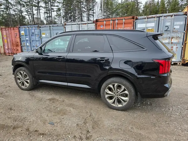 5XYRHDLF3MG063732 2021 KIA SORENTO - Image 2