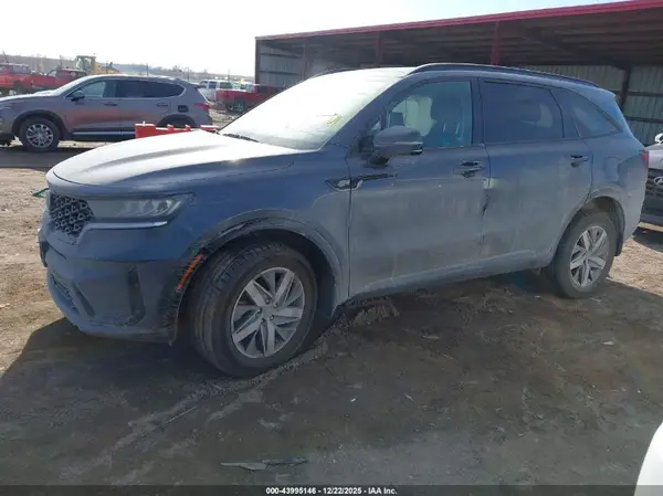 5XYRHDLF3MG068039 2021 KIA SORENTO - Image 2
