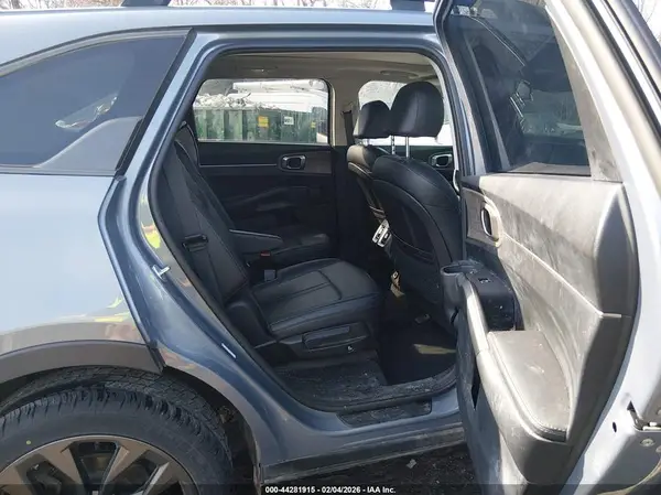 5XYRHDLF3NG138818 2022 KIA SORENTO - Image 8